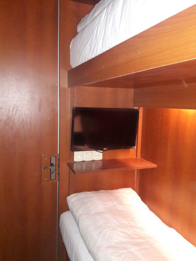 Onkel Inn Airport Sleepbox La Paz Exterior photo